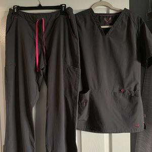 COPY - COPY - Smitten scrub set